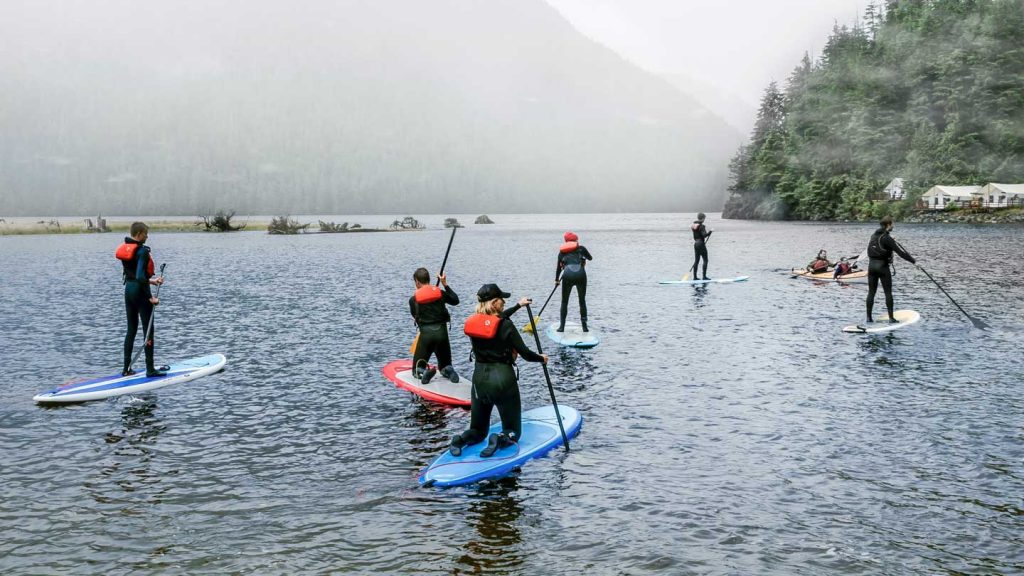 6-Tips-for-Newbies-on-Stand-up-Paddle-Boarding-on-americastrend