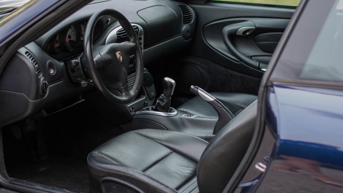 Tips to Clean Your Car Interior’s Road Salt with Ease