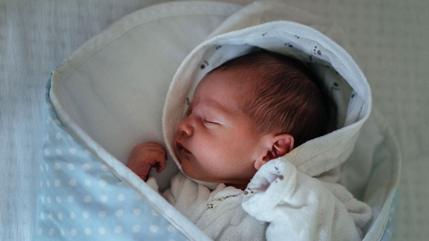 Ideas to Help & Monitor the Baby Sleep Whole Night
