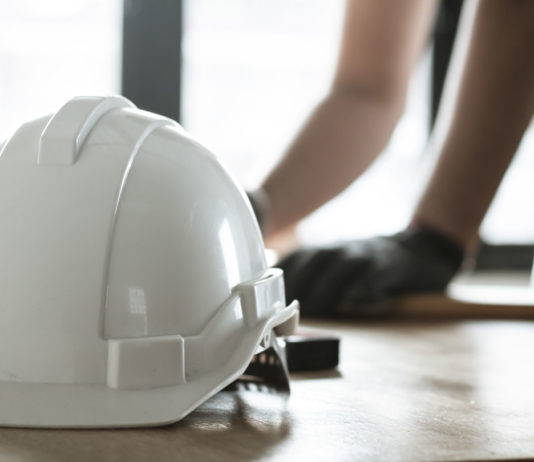 How-To-Stay-Safe-&-Prevent-Personal-Injuries-At-Construction-Sites-on-americastrend